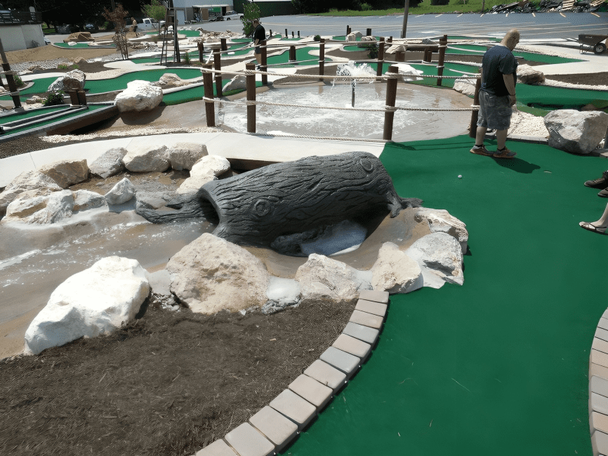 Horwath Miniature Golf Courses